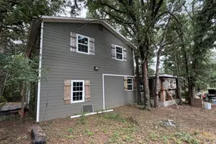 3374 Crawford Dr, Corinth, TX 76210 - Photo 2