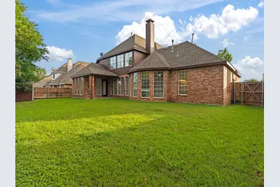 4332 Milsop Drive, Carrollton, TX 75010 - Photo 38
