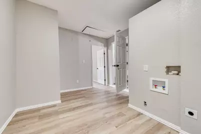 4320 Voncille Street, Haltom City, TX 76117 - Photo 14
