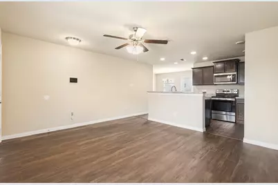 1332 Glen Garden Drive, Fort Worth, TX 76104 - Photo 4
