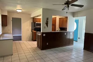 3810 Crater Lake Ct, Irving, TX 75062 - Photo 4