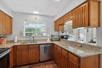 202 Laurel Street, Mansfield, TX 76063 - Photo 12