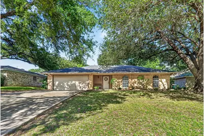 202 Laurel Street, Mansfield, TX 76063 - Photo 1