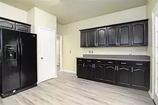 885 Parker Dr, Coppell, TX 75019 - Photo 8