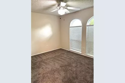 5814 Cedar Ridge Drive, Arlington, TX 76017 - Photo 16