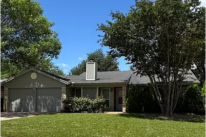 5814 Cedar Ridge Drive, Arlington, TX 76017 - Photo 1