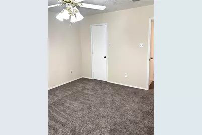 5814 Cedar Ridge Drive, Arlington, TX 76017 - Photo 14