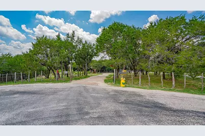 1129 County Road 306 #B, Rainbow, TX 76077 - Photo 24