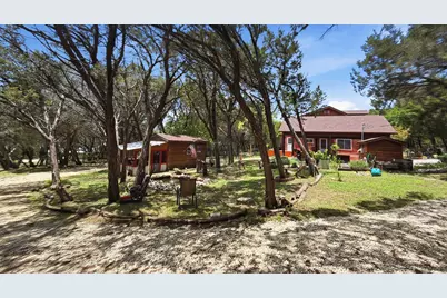 1129 County Road 306B, Rainbow, TX 76077 - Photo 8