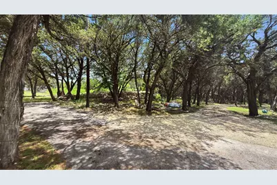 1129 County Road 306B, Rainbow, TX 76077 - Photo 12