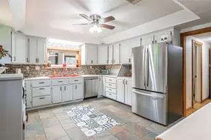 1129 Co Rd 306, Rainbow, TX 76077 - Photo 34