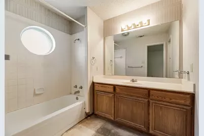 6010 Maple Leaf Drive, Arlington, TX 76017 - Photo 24