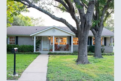 2324 Lake Air Drive, Waco, TX 76710 - Photo 1