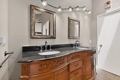 513 Ranch Trail #123, Irving, TX 75063 - Photo 22