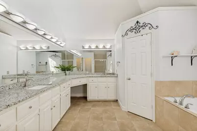 1207 Magnolia Drive, Carrollton, TX 75007 - Photo 14