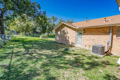 610 N Camden Street, Dublin, TX 76446 - Photo 32