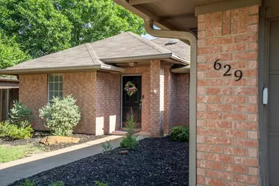 629 Meadow Lane, Roanoke, TX 76262 - Photo 4