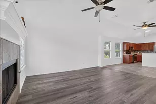 9324 Warren Dr, McKinney, TX 75071 - Photo 6