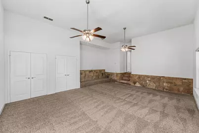 1404 Creekford Drive, Arlington, TX 76012 - Photo 16