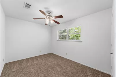 1404 Creekford Drive, Arlington, TX 76012 - Photo 24