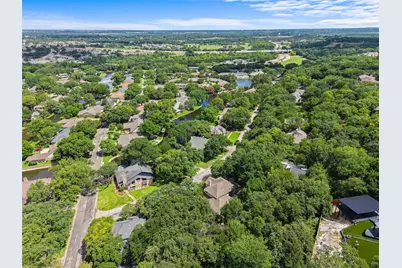 1404 Creekford Drive, Arlington, TX 76012 - Photo 36