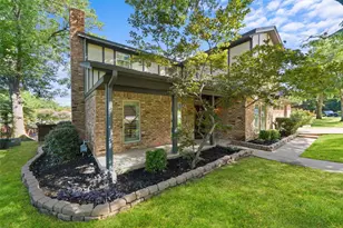 1404 Creekford Dr, Arlington, TX 76012 - Photo 2