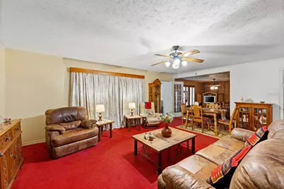 325 Oakwood Drive, Lancaster, TX 75146 - Photo 6