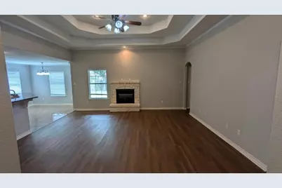 1722 Shawnee, Cleburne, TX 76033 - Photo 4