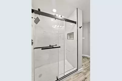 630 W Canty Street #B3, Dallas, TX 75208 - Photo 24