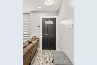 630 W Canty Street #B3, Dallas, TX 75208 - Photo 6