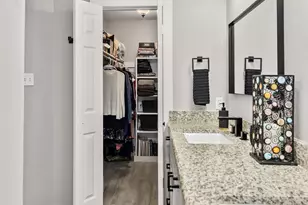 630 W Canty St, Dallas, TX 75208 - Photo 22