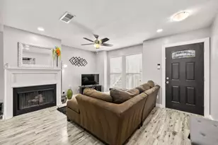 630 W Canty St, Dallas, TX 75208 - Photo 6