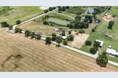 716 County Road 4757, Boyd, TX 76023 - Photo 30
