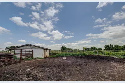 716 County Road 4757, Boyd, TX 76023 - Photo 22