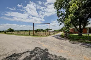 716 Co Rd 4757, Boyd, TX 76023 - Photo 20