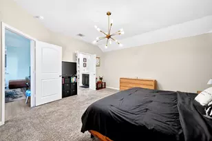 1033 McDonald Dr, Crowley, TX 76036 - Photo 22