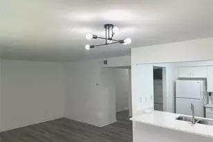 5881 Preston View Blvd, Dallas, TX 75240 - Photo 2