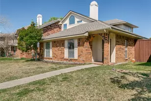 1633 San Francisco St, Carrollton, TX 75007 - Photo 2
