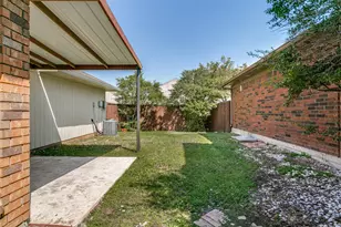 1633 San Francisco St, Carrollton, TX 75007 - Photo 24