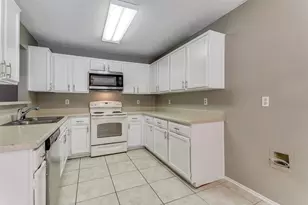 1633 San Francisco St, Carrollton, TX 75007 - Photo 12