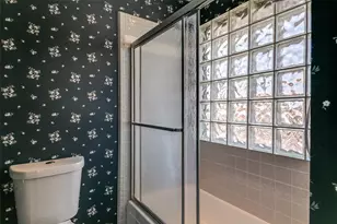 1633 San Francisco St, Carrollton, TX 75007 - Photo 20