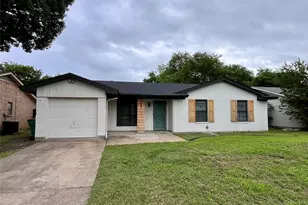 721 Lisa Ln, Cedar Hill, TX 75104 - Photo 1