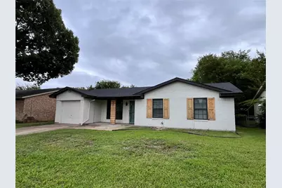 721 Lisa Lane, Cedar Hill, TX 75104 - Photo 2