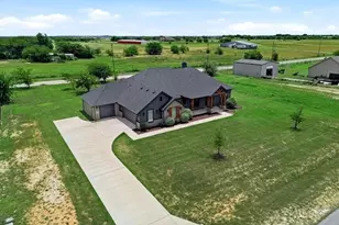 6909 Scarlett Wy, Godley, TX 76044 - Photo 4