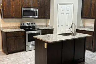 621 N Ave B, Springtown, TX 76082 - Photo 8
