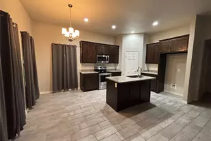 621 N Ave B, Springtown, TX 76082 - Photo 6