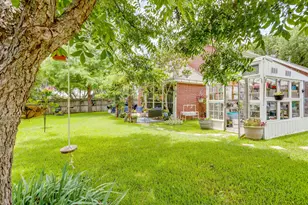 435 Arbor Lawn Dr, Burleson, TX 76028 - Photo 36