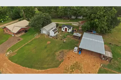 110 N Avenue D, Wortham, TX 76693 - Photo 32