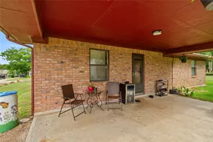 110 N Ave D, Wortham, TX 76693 - Photo 18