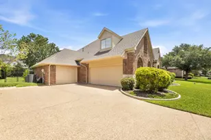 4608 St Clair Ct, Flower Mound, TX 75022 - Photo 4